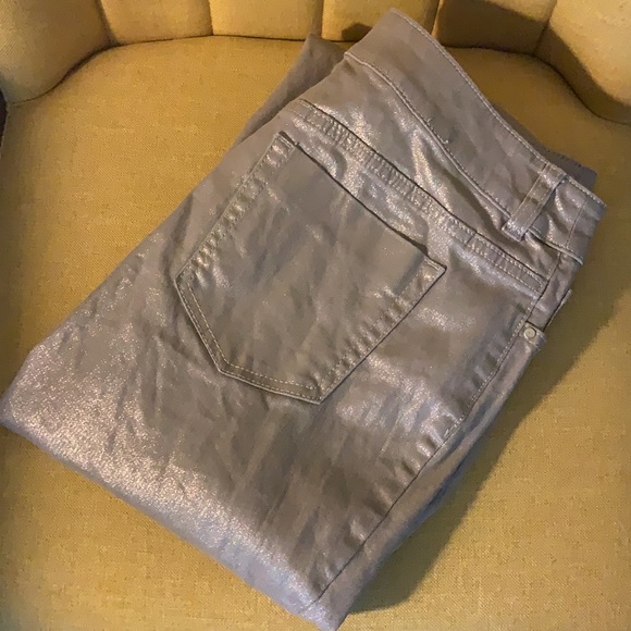 Chico’s Platinum Copper Shimmer Denim - Picture 2 of 8